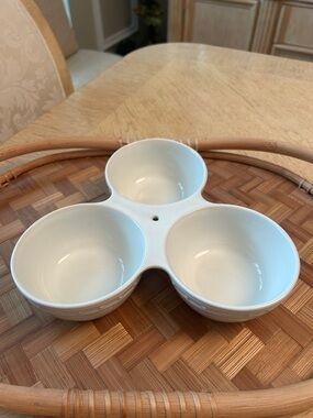 Nora Fleming Pearl Dot Triple Dish (T-6 Retired)